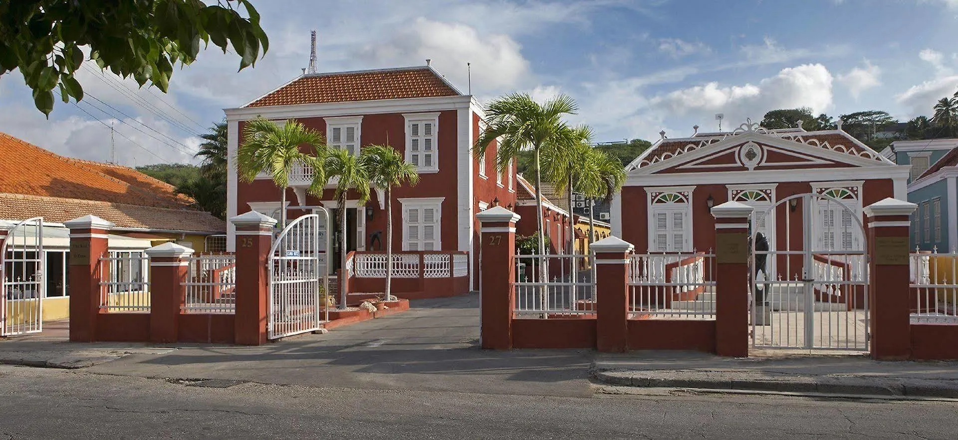 The Ritz Hostel Willemstad