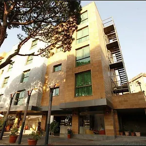 Le Noble Hotel Zouk El Kharab