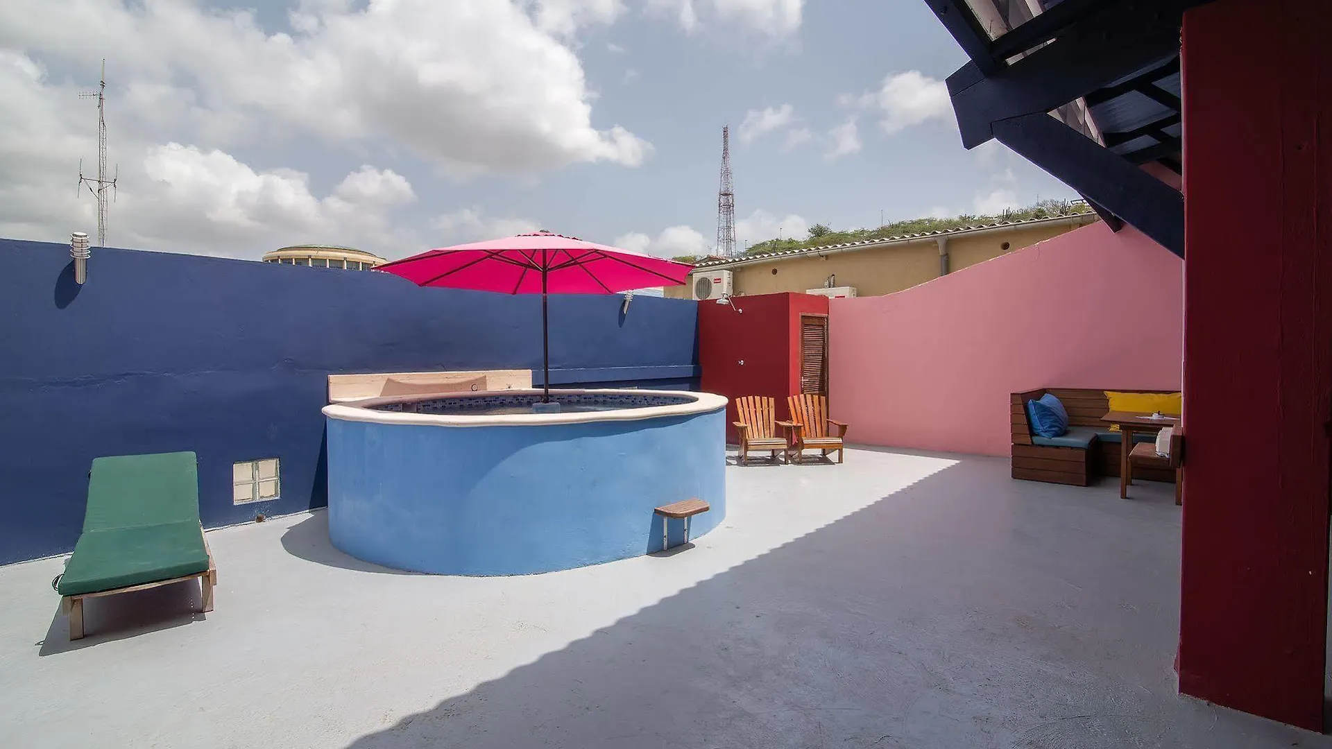 The Ritz Hostel Willemstad
