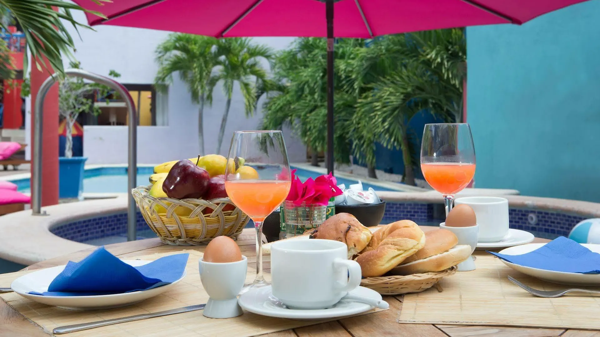 The Ritz Hostel Willemstad